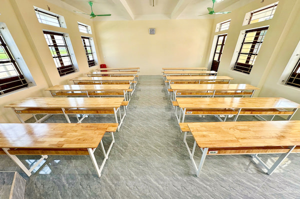 bàn ghế học sinh