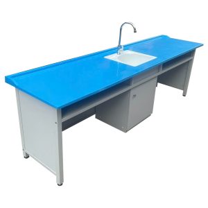 Bàn thí nghiệm học sinh - Phòng học bộ môn Hóa - Sinh